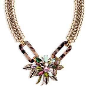 Stella and Dot Belle Statement Necklace
